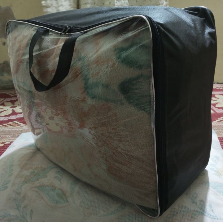 Full%20Size%20Blanket%20Cover%20Bag%20Plastic%20Storage%20Bag%20Dustproof%20Space-saving%20Clothes%20Organizer%20-%20Image%204