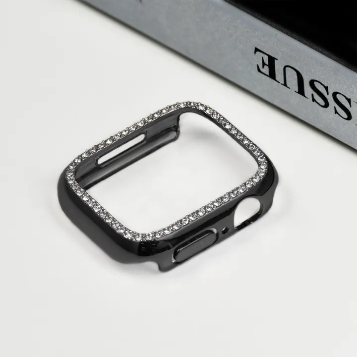 Luxury%20Diamond%20Border%20Full%20PC%20Case%20for%2045mm%20iWatch%20SE%20Series%206,%205,%204,%203,%202%20Shiny%20Retro%20Jewelry%20Set%20(Gold,%20Black,%20Red)%20-%20Image%204
