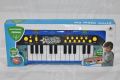 ELECTRONIC ORGAN PIANO WITH LIGHT AND MUSIC FOR KIDS. 