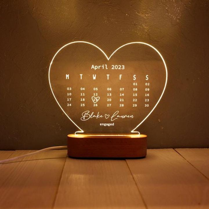 Personalized Wedding Gift - Married Gifts - Wedding Date - Mr & Mrs - Anniversary Gift - Gift for Him - Gift for Her - Names And Date
