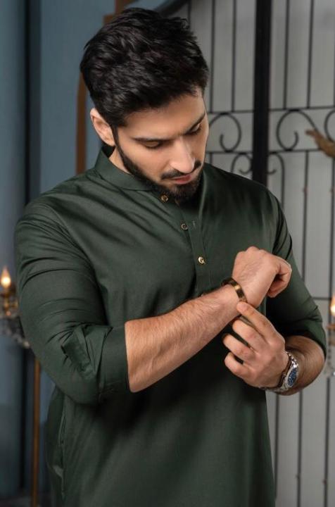 Rich emerald green color kurta pajama for men