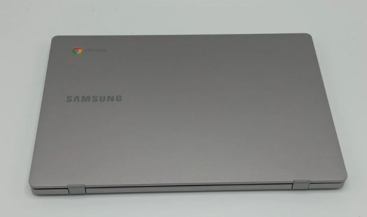 Samsung Chromebook 4 - Intel Celeron Processor - 4GB Ram - 16GB Storage - 11.6" Screen - Playstore - Update 2029
