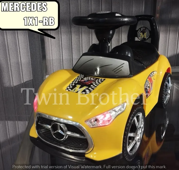 Kids%20Ride%20On%20%20Car%20=%20WIth%20Music%20And%20lights%20-%20Image%202