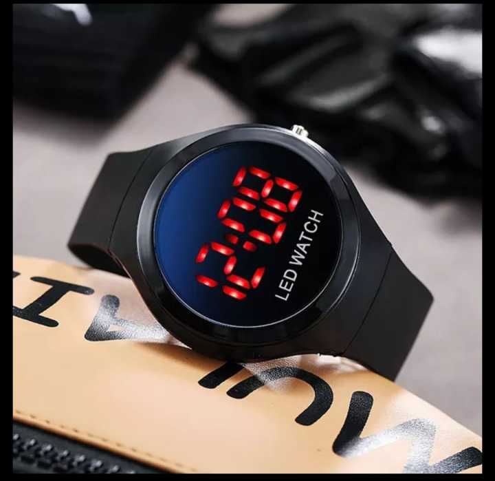Digital%20Round%20Shape%20Watch%20Digital%20Watch%20Red%20Led%20Watch%20Smart%20Watch%20-%20Image%202