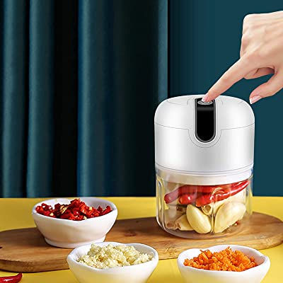 Electric%20Mini%20Food%20Chopper%20250ml%20with%20Three%20Ultra%20Sharp%20Blades%20USB%20Rechargeable%20Wireless%20Speedy%20Food%20Processor%20Meat,%20Ginger,%20Spices,%20Garlic%20Portable%20Mini%20Chopper%20Machine%20Multipurpose%20-%20Ramadan%20Essentials%20-%20Ramadan%20Offer%20-%20Image%203