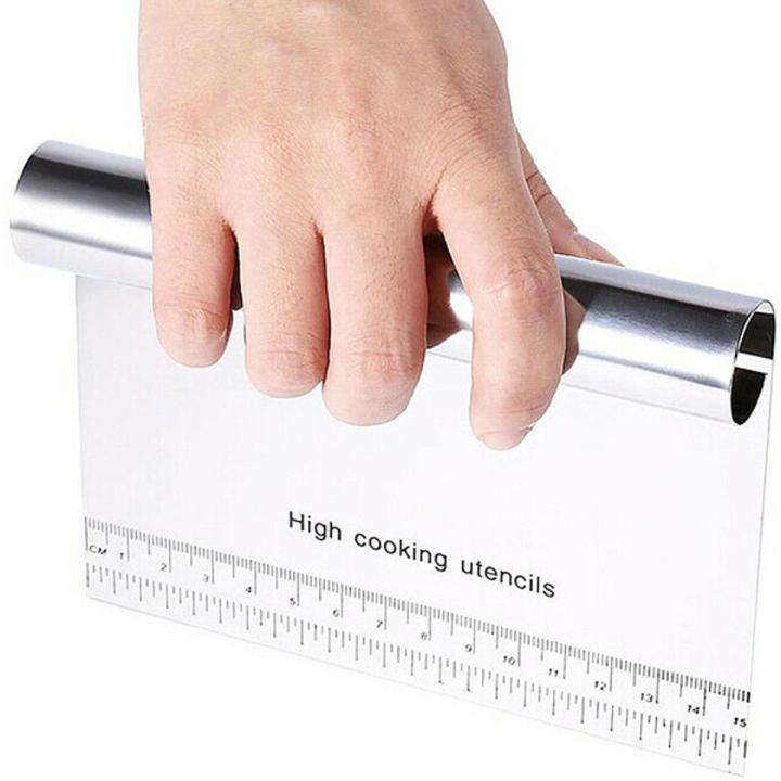 Metal Cake Scraper