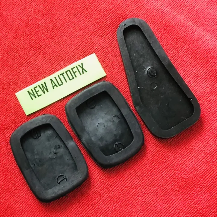 Daihatsu%20Coure%20Pedal%20rubbers%2003%20pcs%20-%20Image%202