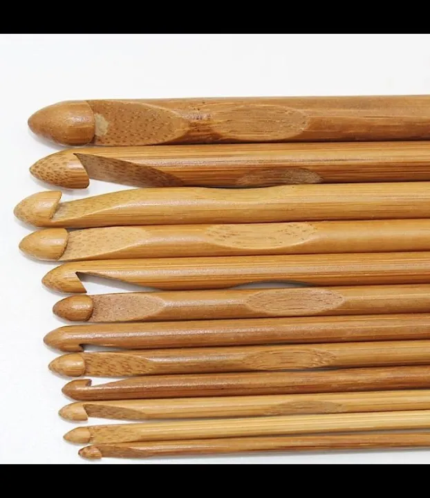 Wooden%20Crochet%20Hook%20Set%20(Set%20of%2012%20Hooks)%20-%20Image%203