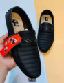 Loafer shoes are designed for boys and men, it is very beautiful, not a completely new design to look at, the shoes can be used in weddings and later.. 