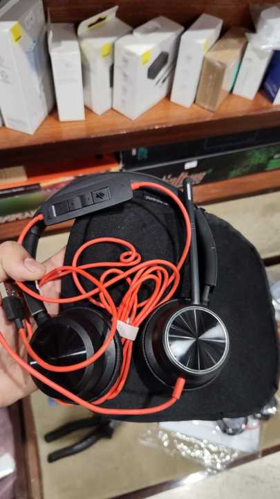 Poly%20-%20Blackwire%208225%20Wired%20Headset%20with%20Boom%20Mic%20(Plantronics)%20-%20Dual-Ear%20(Stereo)%20Computer%20Headset%20-%20USB-A%20to%20Connect%20to%20your%20PC/Mac%20-%20Active%20Noise%20Canceling-Works%20with%20Teams%20(Certified),%20Zoom%20&more%20-%20Image%209