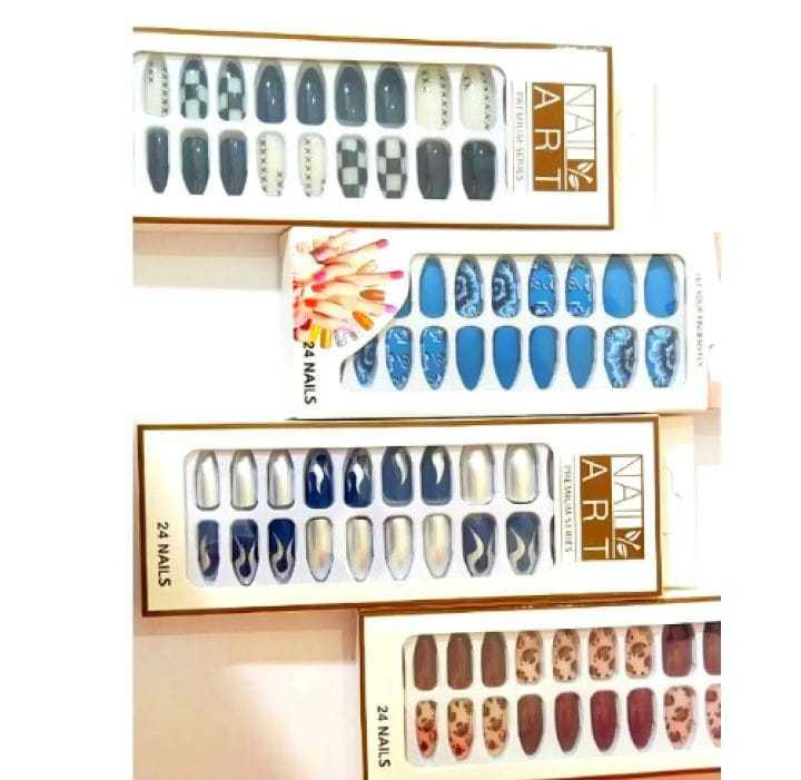 24%20Pcs%20Artificial%20Nails%20colour%20Full%20for%20Girls,%20No%20Required%20Glue%20-%20Image%205