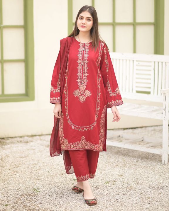 Formal%20Embroidered%20Kurti%20for%20Women%203%20Piece%20Suit%20with%20Dupatta%20&%20Trouser%20-%20Wedding%20Dresses%20for%20Women%20-%20Image%208