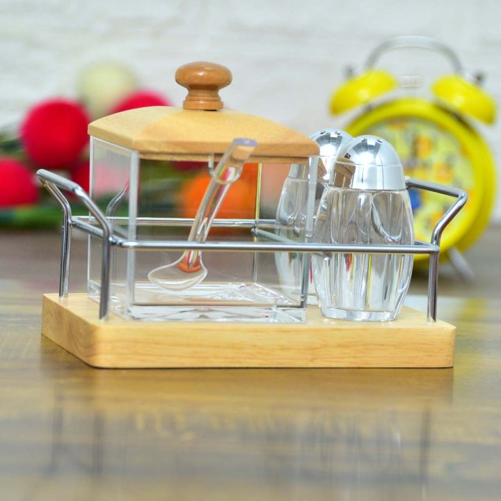 SUGAR POT AND PEPPER CRUET SET
