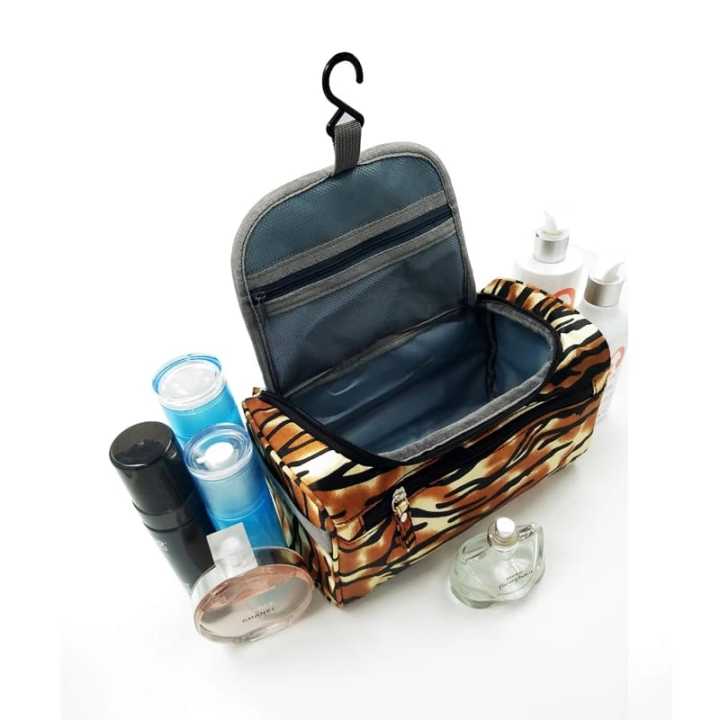 Imperial%20Cosmetic%20Organizer/Make%20up%20Organizer/Fabric%20folding%20Bag%20For%20Ladies%20-%20Image%202