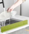 Silicone Sink Splash Guard for Kitchen and Bathroom, Anti-Spill Faucet Splash Stopper, Kitchen Sink Splash Guard, Flexible Oil-Proof Water Baffle Plate with Strong Suction Cups. 