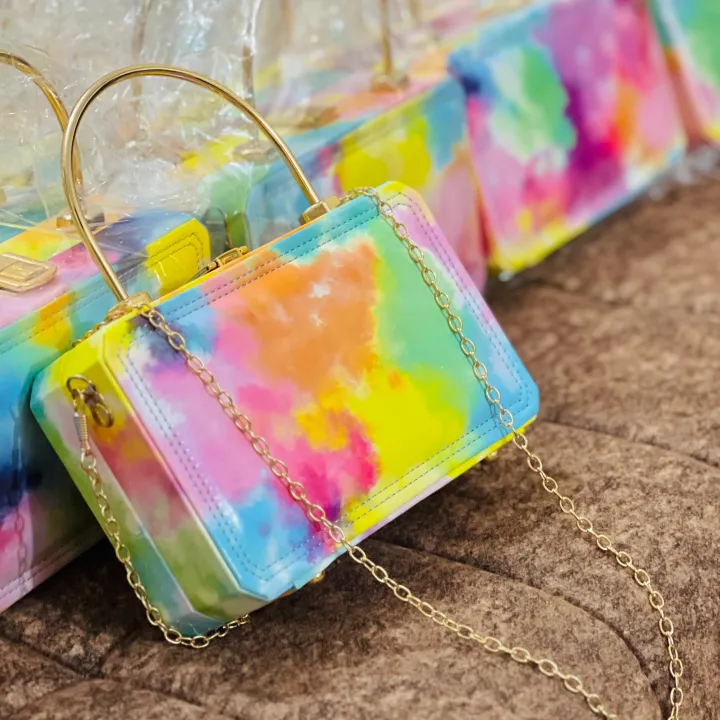 Aquarelle%20Sky%20Classic%20Pastel%20Dreamscape%20Box%20Clutch%20for%20Ladies%20-%20Colorful%20Crossbody%20Bag%20for%20Women%20-%20Image%209