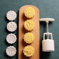 【HOT】 Mooncake Mold Cherry Blossom Flowers Sakura Pattern DIY Hand Press Mold Plungers Pastry Tools Mid-Autumn Festival. 