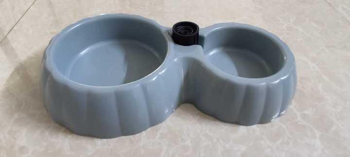 Cat%20bowl%20with%20dispenser%20for%20cats%20bottle%20not%20included%20-%20Image%205