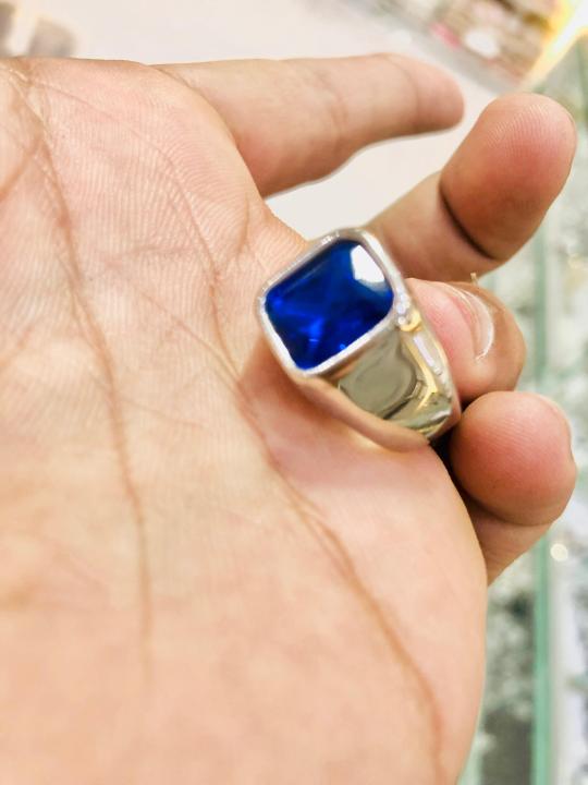 Unique%20Turkish%20Handcrafted%20Rings%20for%20Men%20with%20Black%20Zircon%20Accents%20:Modern%20Islamic%20Jewelry%20-%20Image%203