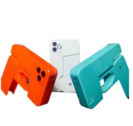 Creative%20Folding%20IPhone%20Toy%20Water%20Gun,%20Manual%20Shooting,%20Super%20Long%20Range,%20Decompression%20Funny,%20Three%20Color%20Matching,%20Safe%20And%20Water%20Gun%20Toys%20For%20Boys%20And%20Girls%20-%20Image%207