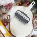 Pizza Docker Roller, Plastic Pizza Roller with Spikes, Dough Docker for Pizza Crust or Pastry Dough Kitchen Baking Tool. 