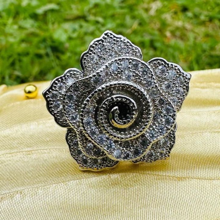 Floral%20Cubic%20Zirconia%20Ring%20for%20Women%20Woolly%20Baby%20Rose%20Design%20with%20Pretty%20Colorful%20Flowers%20Romantic%20&%20Whimsical%20Statement%20Jewelry%20-%20Image%204