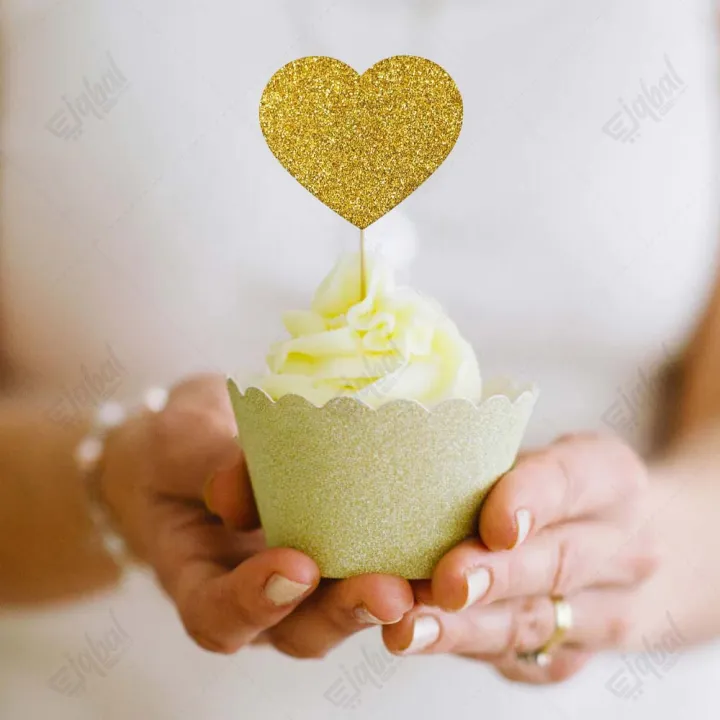 Pack%20of%206%20Heart%20shape%20Cupcake%20Toppers%20For%20Wedding%20Anniversary%20&%20Engagement%20Party%20Celebration%20in%20Gold%20-%20Image%203