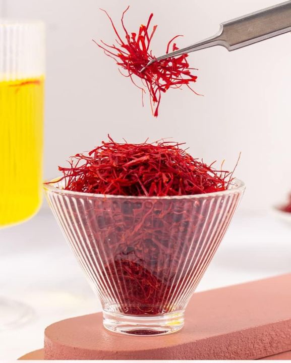 Saffron%20Premium%20Grade%20Threads%20-%201grams%20=%20150%20Servings%20%7C100%25%20Natural%20&%20Premium%20Quality%20%7C%20Sourced%20Directly%20from%20the%20Valleys%20of%20Himalayan%20Mountains%20%7C%20Kesar,%20Azafaran,%20%D8%B2%D8%B9%D9%81%D8%B1%D8%A7%D9%86%20,%20Zafran%20%7C%20-%20Image%203