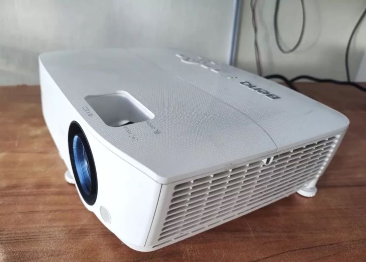 BenQ%20Full%20HD%20DLP%204K%20Projector%20MW533%203,300%20Lumens%20-%20Image%207