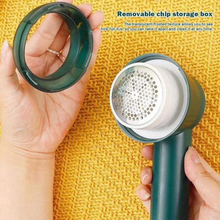 Electric%20Lint%20Remover%20for%20Clothes%20&%20Sweaters%20%7C%20USB%20Rechargeable%20Fabric%20Shaver%20%7C%20Durable%20Lint%20Removal%20Machine%20for%20Sweaters%20%7C%20Perfect%20for%20Fluff,%20Fuzz,%20and%20Hair%20Ball%20Trimming%20-%20Image%205