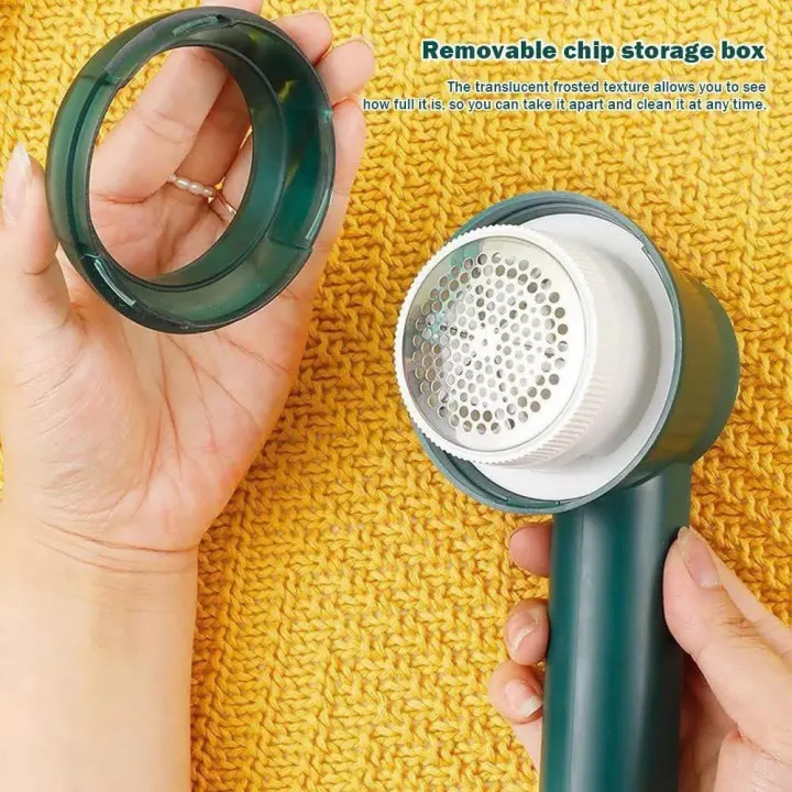 Electric%20Lint%20Remover%20for%20Clothes%20&%20Sweaters%20%7C%20USB%20Rechargeable%20Fabric%20Shaver%20%7C%20Durable%20Lint%20Removal%20Machine%20for%20Sweaters%20%7C%20Perfect%20for%20Fluff,%20Fuzz,%20and%20Hair%20Ball%20Trimming%20-%20Image%205