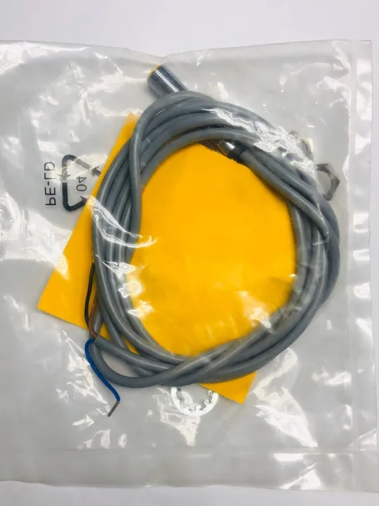 Proximity/%20Inductive%20Sensor%20%20(Sn%20=%202mm)%20Dia%2012mm%20,%203-Wire%20,%20NPN%20-%20Image%204