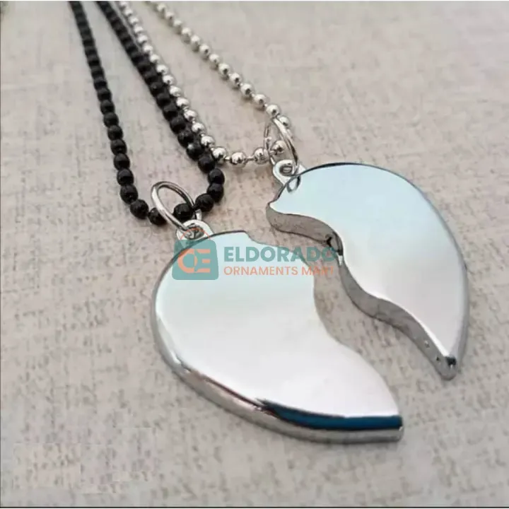 Heavy%20Silver%20Magnetic%20Broken%20Heart%20Necklace%20Locket%20-%20Heavy%20Metal%20Magnetic%20Heart%20Pendant%20Necklace%20Gift%20For%20Friends%20Couples%20-%20Image%202