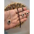Jewellery Set. 