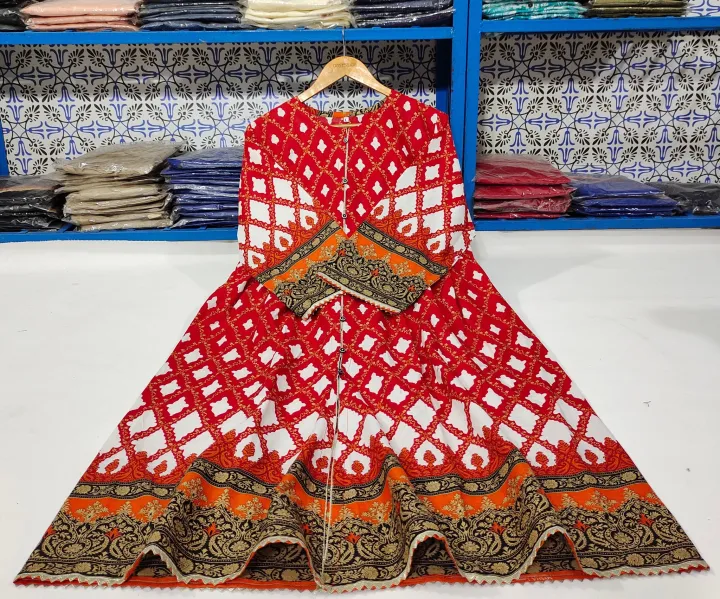 Grey%20Stitched%20Lawn%20Long%20Frock%20for%20Women%20%E2%80%93%20Elegant%20One-Piece%20Design%20-%20Image%202