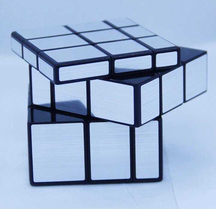 Mirror%20Cube%203x3%20%7C%20QY%20Toys%20Mirror%20Cube%20%7C%20Original%203x3%20Rubik's%20Cube%20Ultra%20Smooth%20High%20Quality%20Magic%20Cube%20%7C%20Brain%20teasers%20for%20Children%20-%20Image%204
