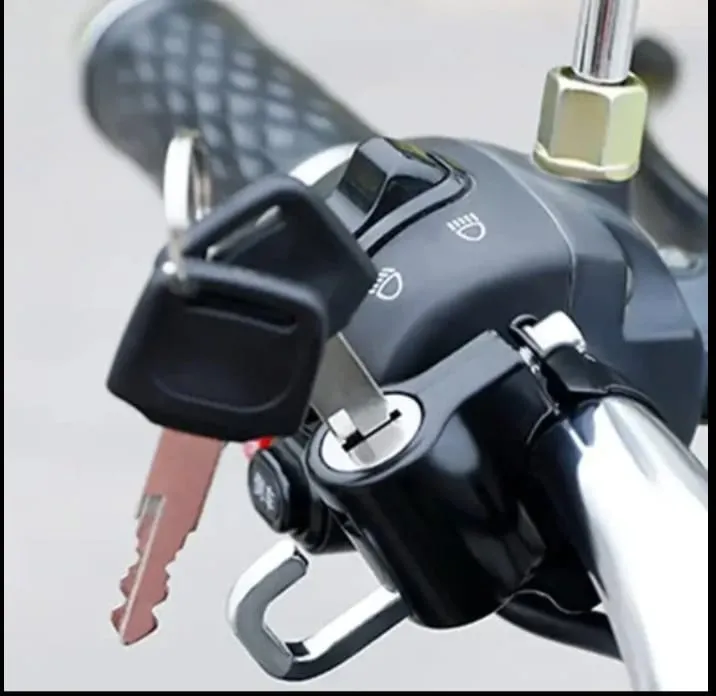 Grand%20Locks%20Helmet%20Lock-%20Anti-theft%20lock%20Handlebar%20Mount-%20Universal%20Security%20Metal%20Lock%20with%20Keys%20Set%20-%20Image%202