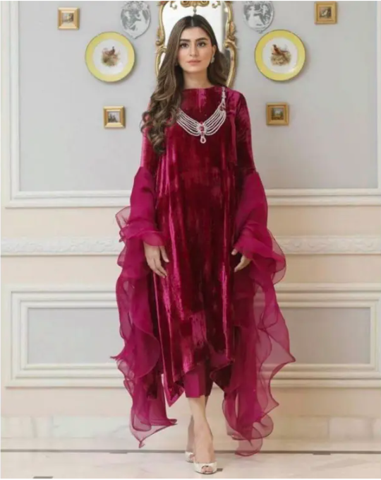 Maroon Ruffle Dupatta Most Trending Article Of The Season❤😍😍