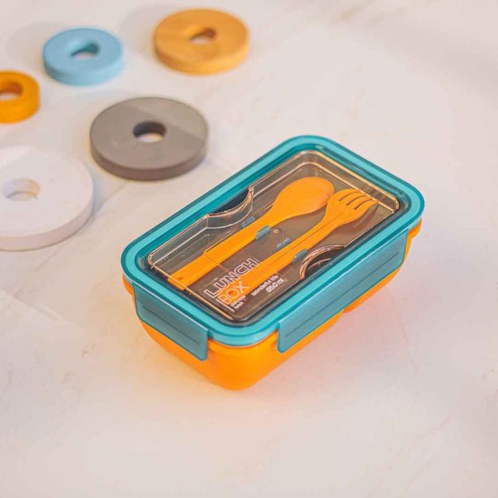 850ml%202%20Portion%20Mario%20Lunch%20Box%20for%20School%20Kids%20Mario%20Plastic%20Tiffin%20&%20Lunch%20Box%20with%20Spoon%20and%20Fork%20-%20Image%203