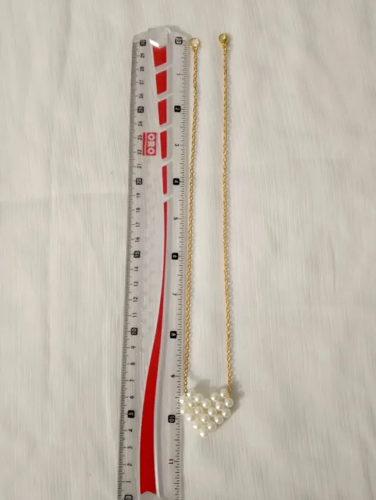 Elegant%20Golden%20Chain%20with%20Cute%20Pearl%20Heart%20Pendant%20for%20Women%20-%20Image%202