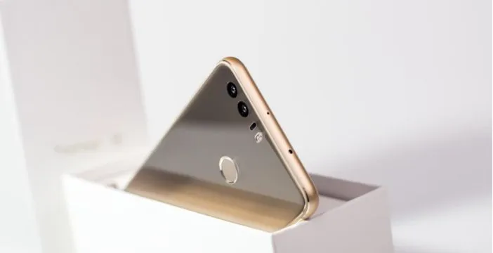 Honor%208%20'4GB%20%2064GB'%20Mobile%20"Huawei%20Mobiles"%20PTA%20Approved%20Kitt%20-%20Image%203