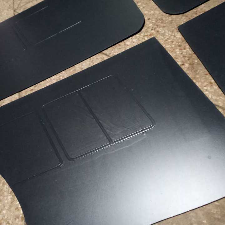 DAIHATSU%20CHARADE%20DOOR%20GATTY%204PCS%20-%20Image%203