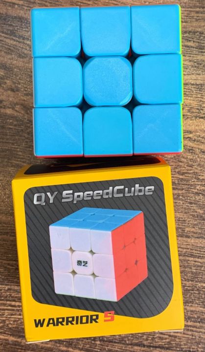 Stickerless 56mm Qiyi Warrior S Rubiks Cube 3x3 Magic Speed Cube Puzzle Toys Rubik's Cube 3x3 Memory and Responsiveness Rubik Cube Concentration Rubic Cube 56mm Rubix Cube