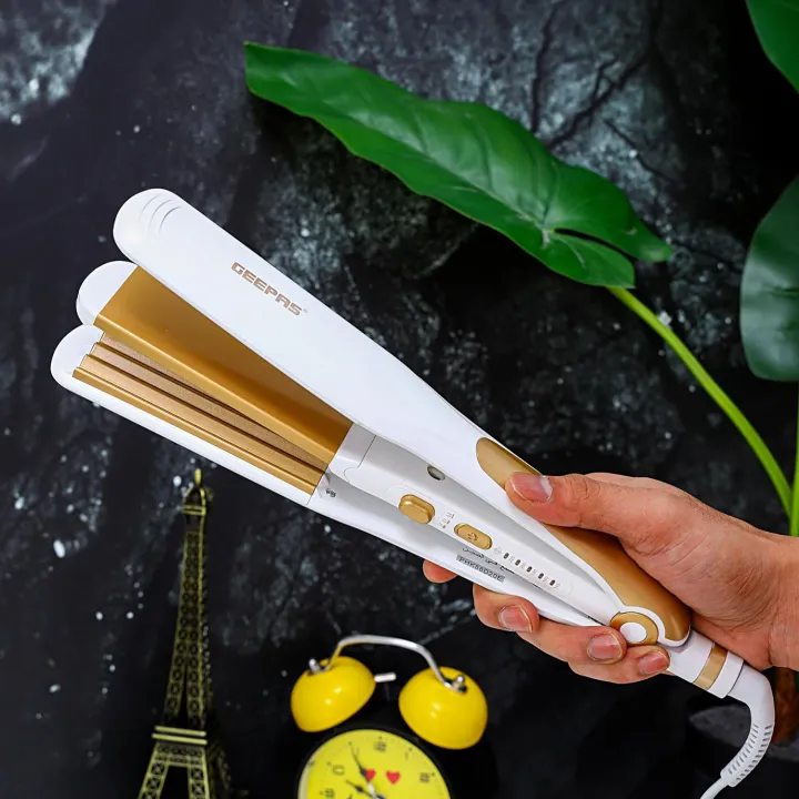 Geepas%202%20In%201%20Ceramic%20Hair%20Straightener%20-%20Neo%20Wave,%20Auto%20Adjustable%20Temperature%20&%20360%20Degree%20Swivel%20Cord%20%7C%20Ideal%20for%20Long%20&%20Short%20Hairs%20%7C%202%20Years%20Warranty%20-%20Image%208