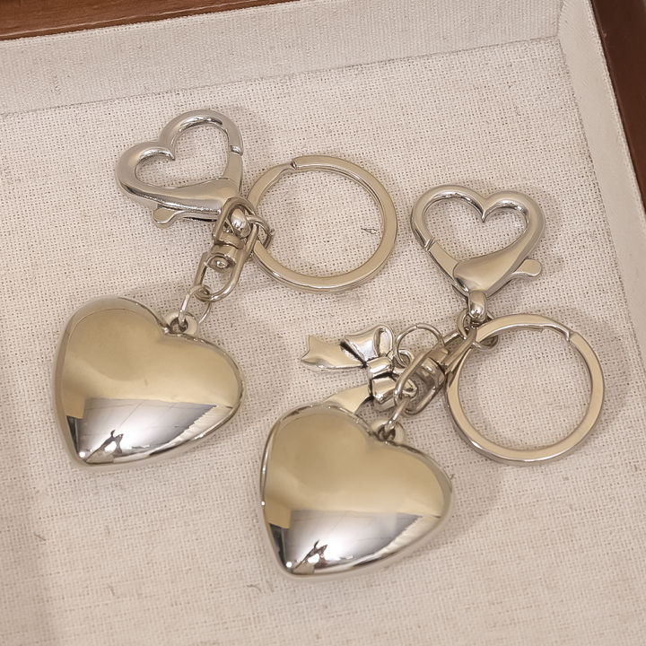 Ins%20Style%20Heart%20Shaped%20Keychain%20Backpacks%20Bowknot%20Heart%20Keyring%20for%20Women%20Y2k%20Jewelry%20Gift%20-%20Image%202