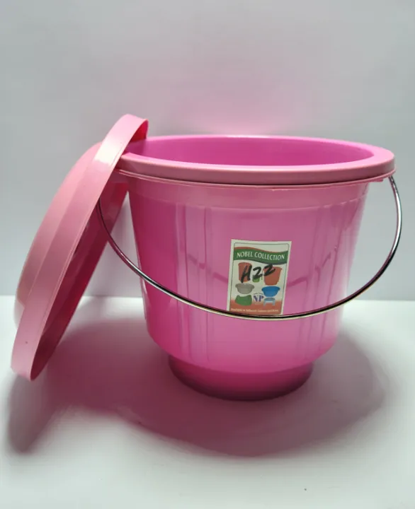 Noble%20Collection%20modern%202.5L%20Plastic%20Bucket%20%E2%80%93%20Multipurpose%20Storage%20Balti%20-%20Lightweight,%20stackable%20&%20space-saving%20design%20-%20Comfortable%20grip%20handle%20for%20easy%20carrying%20-%20Image%205
