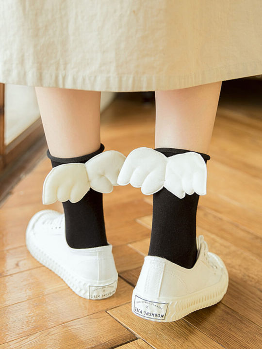 Girls%20Red%20Color%20Fashion%20Angel%20Wing%20Socks%20for%204%20to%206%20Year%20-%20Image%207