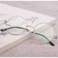 Transparent Round Shape Glasses. 