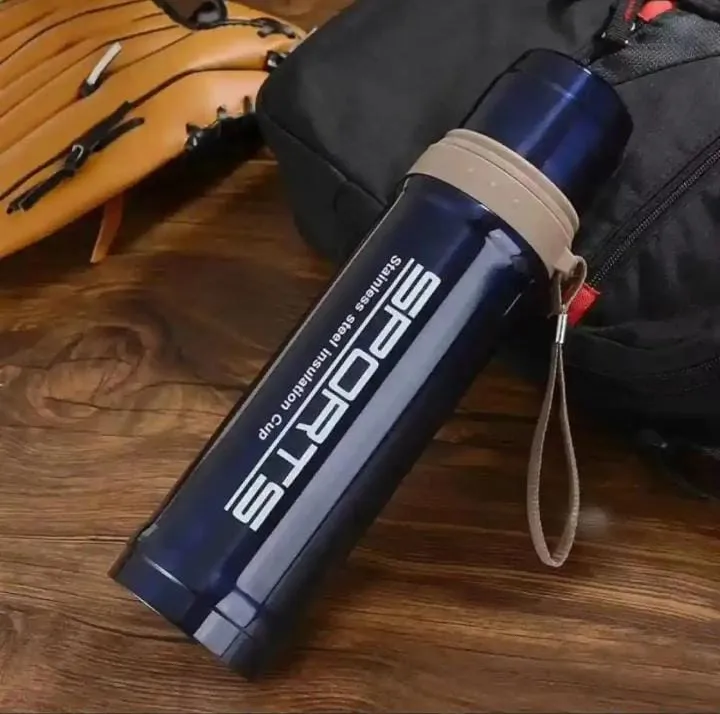 Hot%20And%20Cold%20Stainless%20Steel%20Vacuum%20Flask%20Water%20Bottle%2024%20hours%20750ml%20-%20Image%204