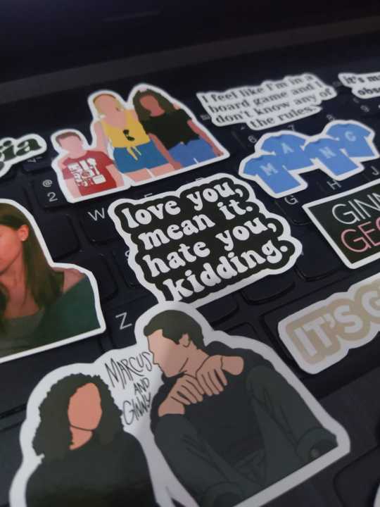 25pcs%20GINNY%20AND%20GEORGIA%20sticker%20pack%20based%20on%20the%20tv%20show%20netflix%20movie%20series%20marcus%20ginny%20georgia%20peach%20summer%20teen%20school%20aesthetic%20cool%20fun%20stickers%20for%20journalling%20-%20Image%203